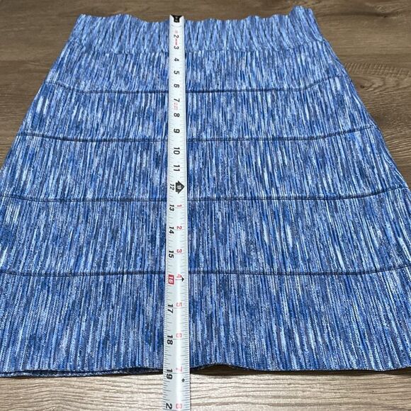 BCBGMaxAzria High Rise Blue Space Dyed Stretch‎ Bandage Pencil Skirt Size Small - Picture 4 of 7
